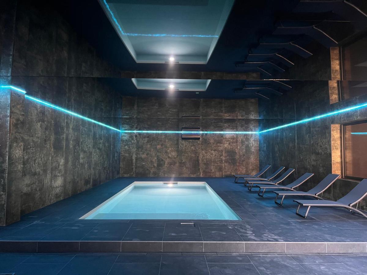 Villa 400M2 Piscine Interieure Tres Calme Агд Экстерьер фото