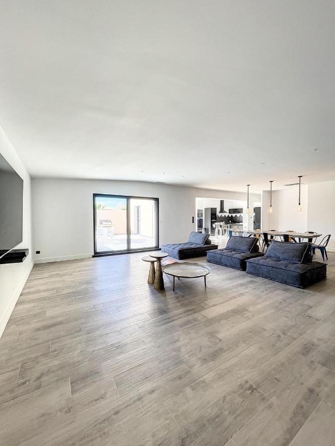 Villa 400M2 Piscine Interieure Tres Calme Агд Экстерьер фото